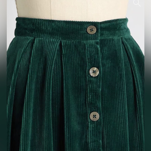 ModCloth Forever Femme Green Cord Miniskirt - Picture 3 of 3